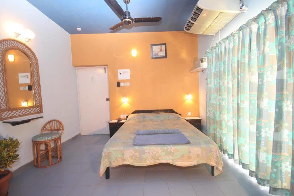 Sodders Renton Manor Otel Arpora Dış mekan fotoğraf